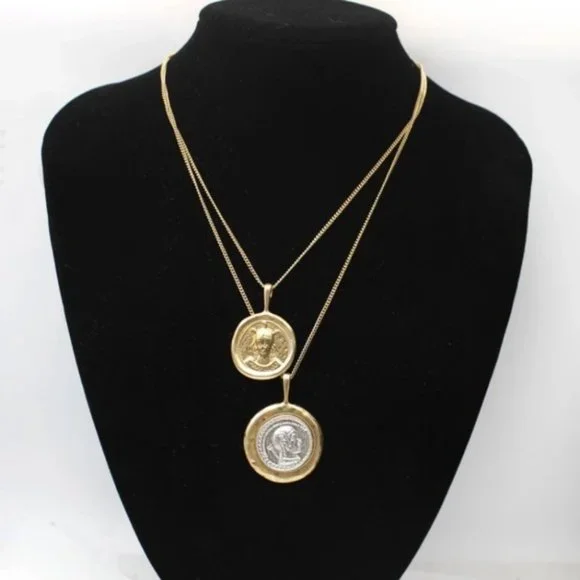 vintage gold / silver coins necklace - Picture 2 of 5